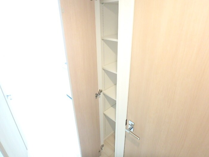 物件内観写真22　(収納)