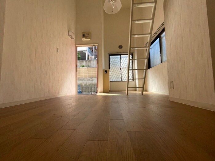 物件内観写真8　(居室)