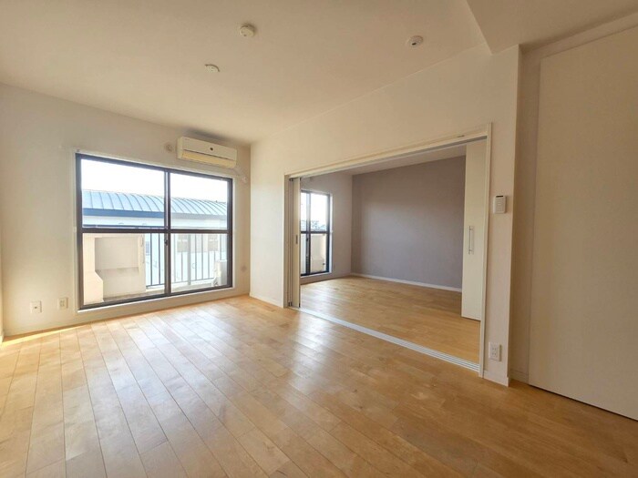 物件内観写真13　(居室)