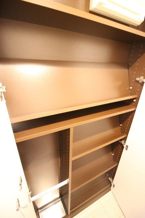 物件内観写真14　(靴箱)