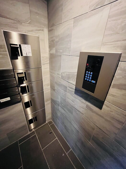 物件外観写真3　(建物設備)