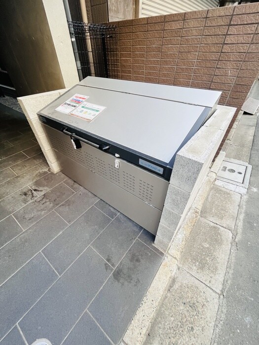 物件外観写真4　(建物設備)