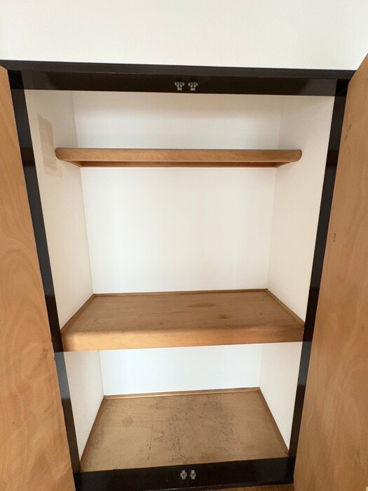 物件内観写真12　(収納)