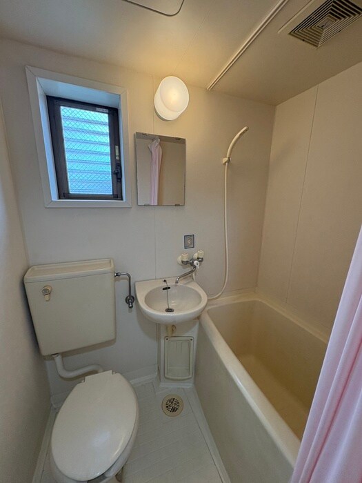 物件内観写真13　(バス／シャワールーム等)