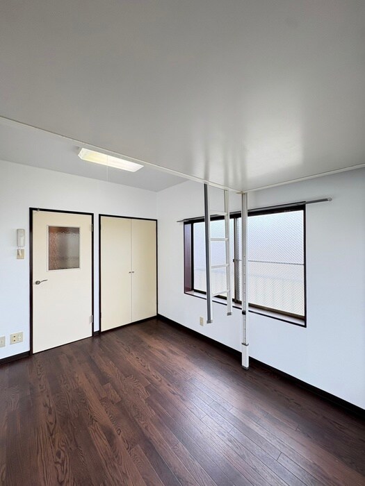 物件内観写真18　(居室)