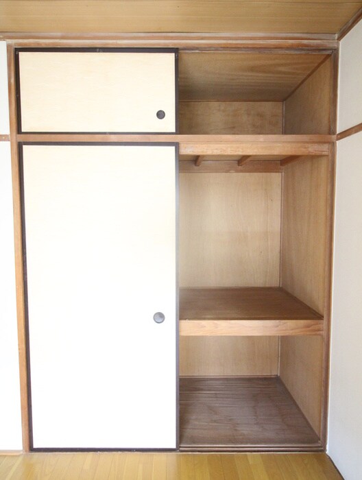 物件内観写真12　(収納)