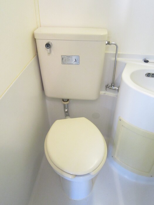 物件内観写真11　(トイレ)