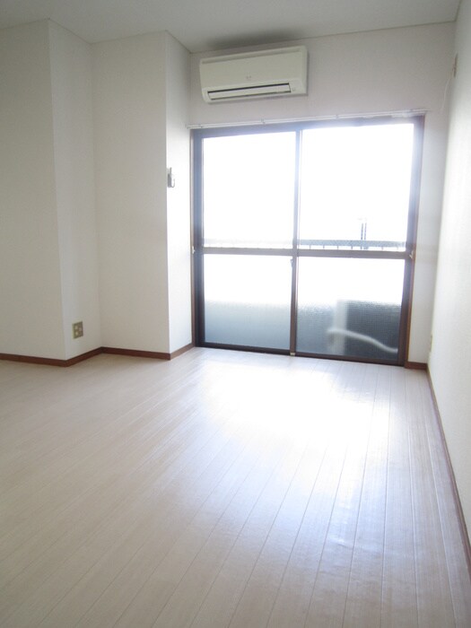 物件内観写真22　(居室)