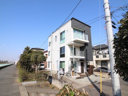 Ｒｉｖｅｒ　Ｖｉｅｗ外観写真