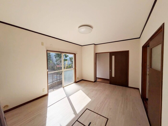 物件内観写真9　(居室)