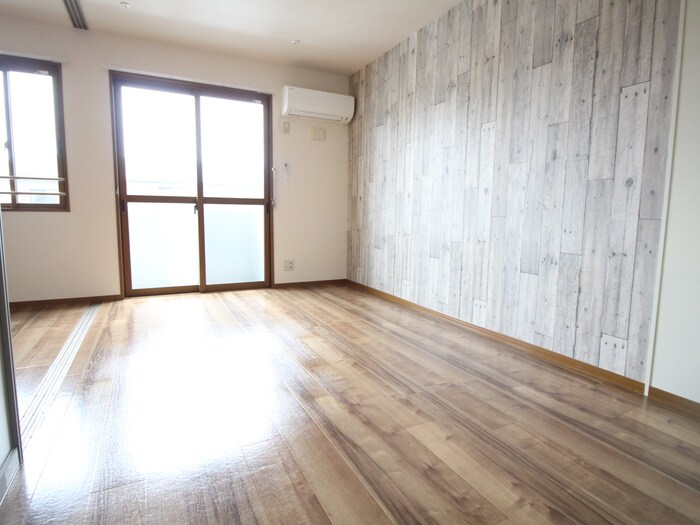 物件内観写真6　(居室)