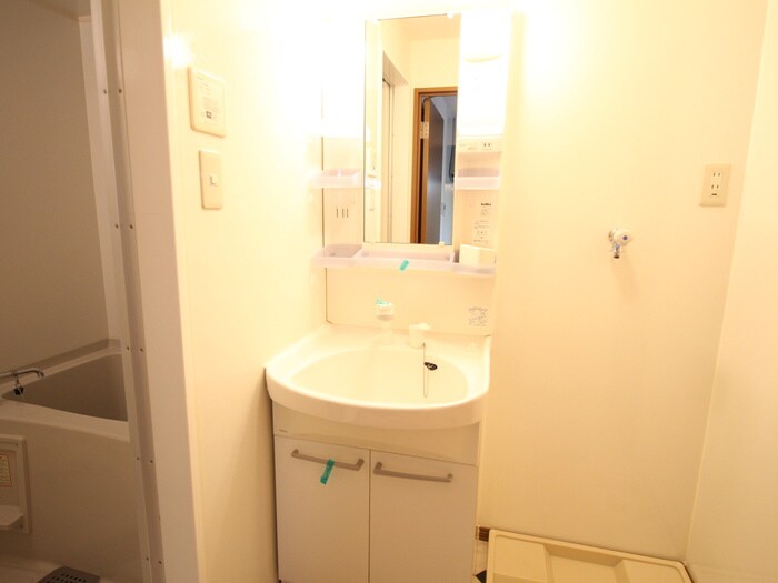 物件内観写真9　(洗面)