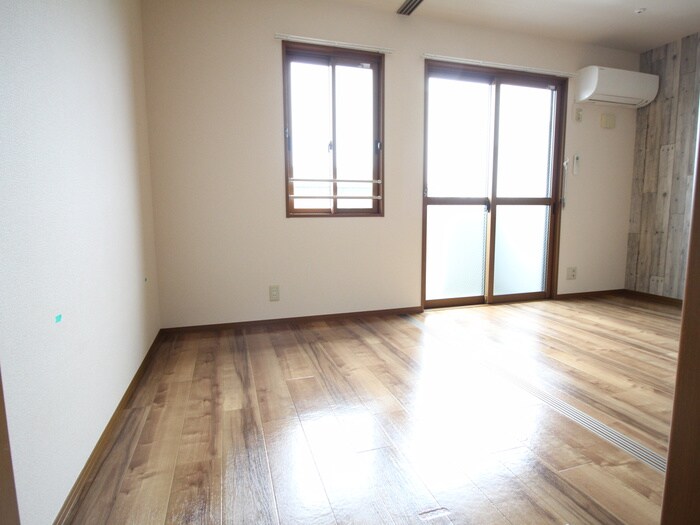 物件内観写真18　(居室)