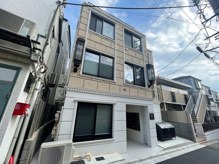 物件外観写真2　(周辺環境)