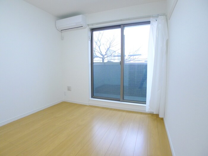 物件内観写真17　(居室)