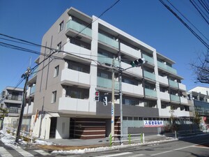 ﾌﾟﾚｰﾙ･ﾄﾞｩｰｸ志村坂上（209）外観写真