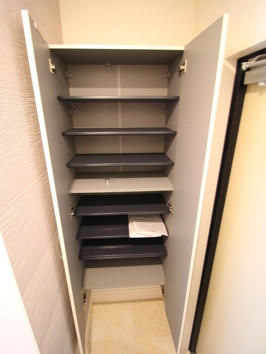 物件内観写真16　(靴箱)