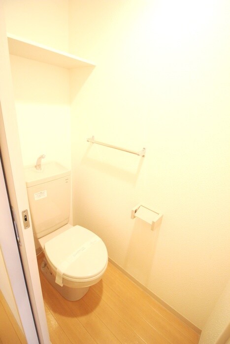 物件内観写真11　(トイレ)