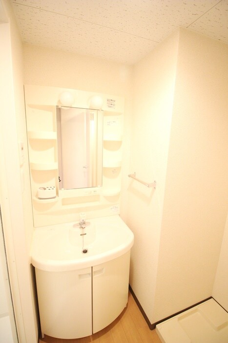 物件内観写真12　(洗面)