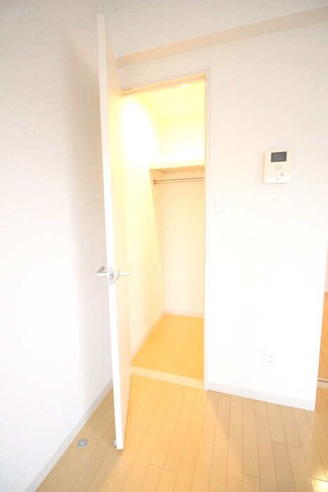 物件内観写真15　(収納)