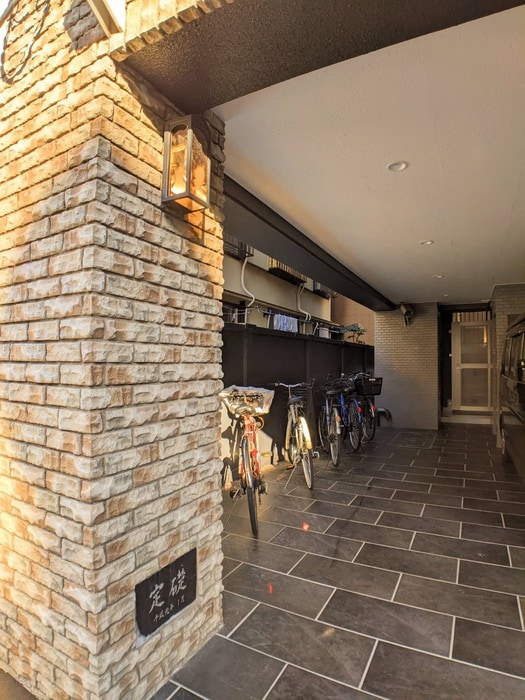 物件外観写真4　(駐輪場)