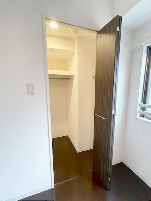 物件内観写真11　(収納)