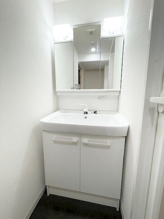 物件内観写真13　(洗面)