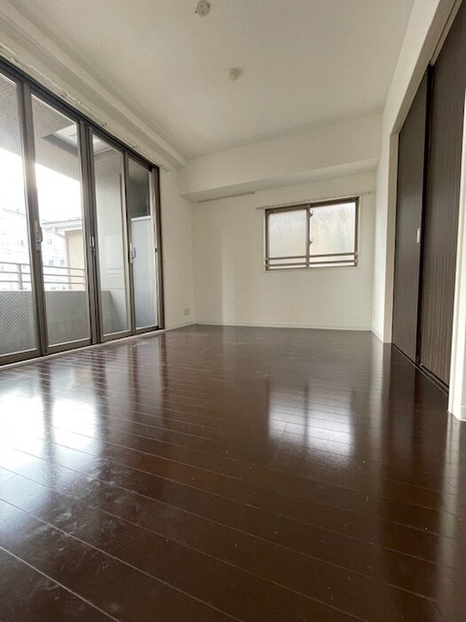 物件内観写真20　(廊下)