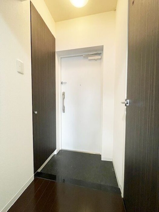 物件内観写真20　(玄関)