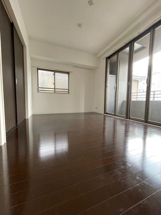 物件内観写真21　(居室)