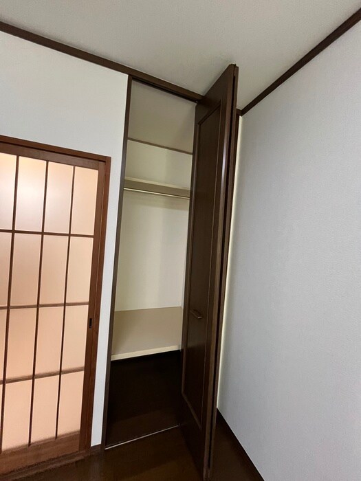物件内観写真13　(収納)