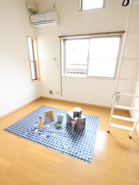 物件内観写真7　(居室)