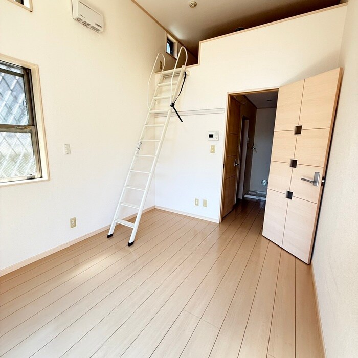 物件内観写真10　(居室)