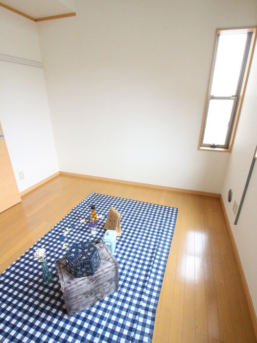 物件内観写真10　(居室)