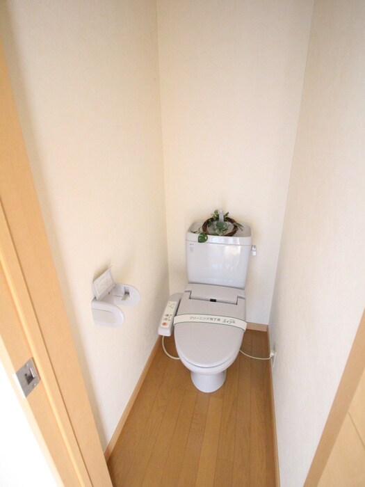 物件内観写真12　(トイレ)