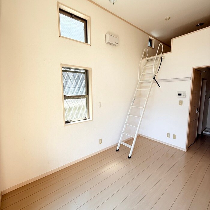 物件内観写真13　(居室)