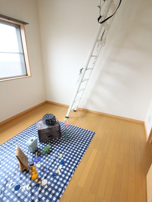 物件内観写真22　(居室)