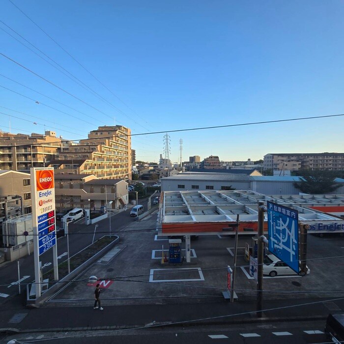 物件内観写真10　(室内からの展望)