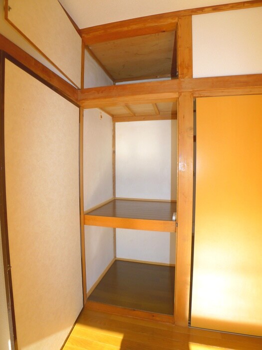 物件内観写真16　(収納)