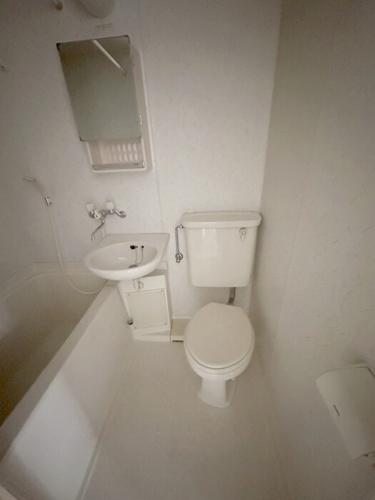 物件内観写真13　(トイレ)