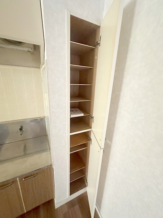 物件内観写真18　(靴箱)