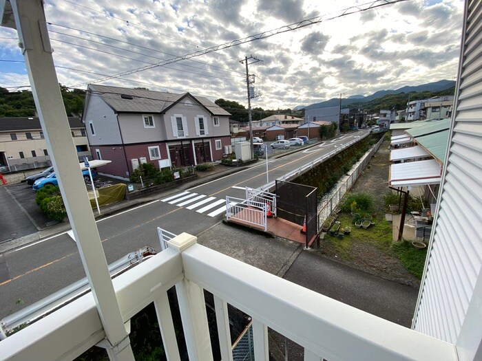 物件内観写真18　(室内からの展望)