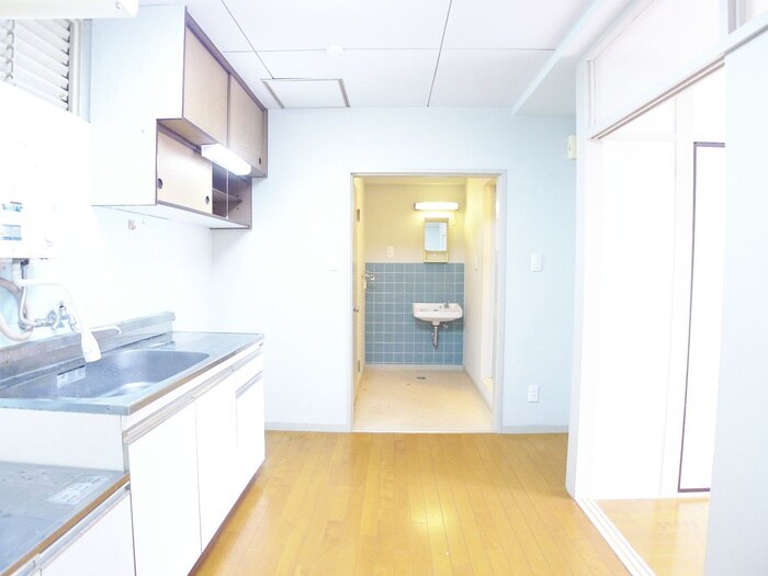 物件内観写真8　(居室)