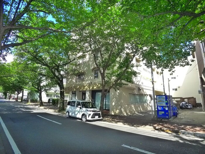 物件外観写真3　(周辺環境)