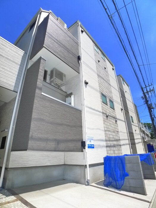 物件外観写真2　(外観写真)