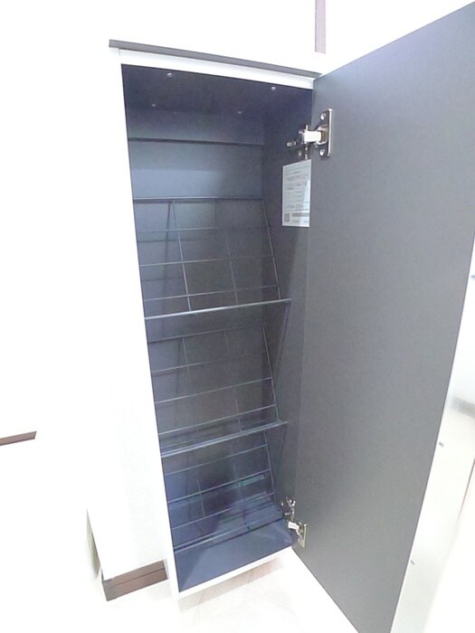 物件内観写真18　(靴箱)