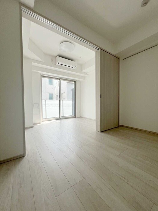 物件内観写真15　(室内からの展望)