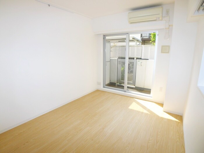 物件内観写真9　(居室)