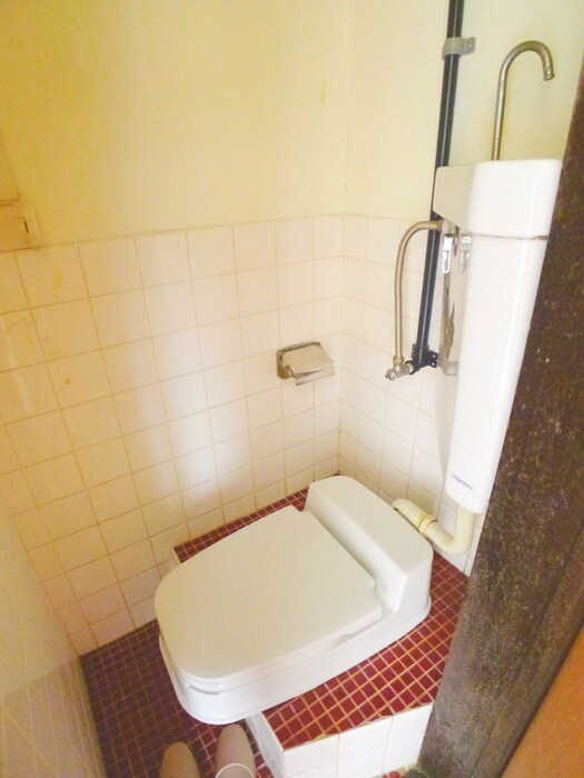 物件内観写真14　(トイレ)