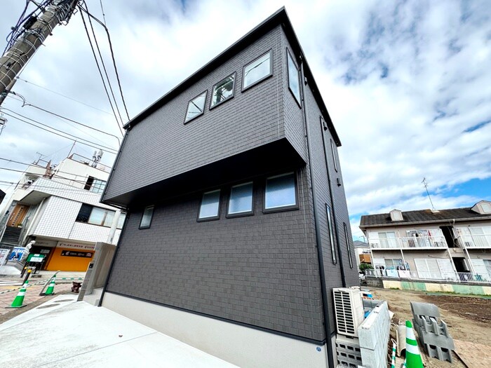 物件外観写真3　(外観写真)